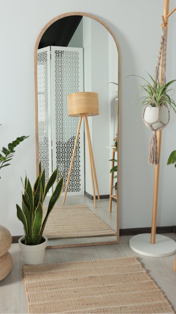 Mirrors-and-reflective-surfaces-to-maximize-natural-light.