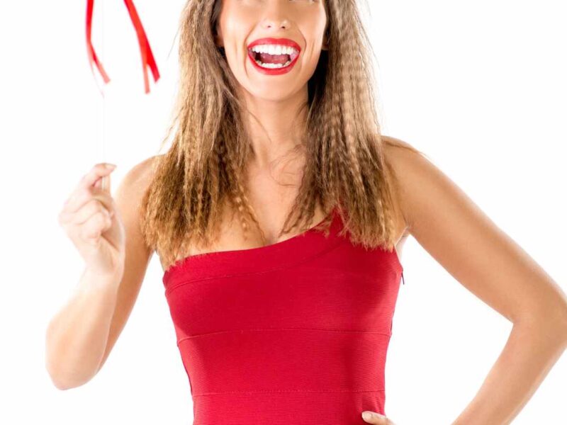 Valentine’s-Day-outfit-for-women- featuring-a-beautiful-red-dress-look- perfect-for-romantic-dinner-or- elegant-night-out-style-inspiration.