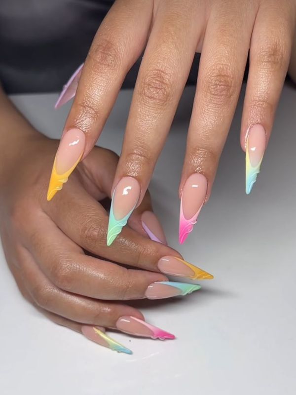 Coachella-Nail-Trends