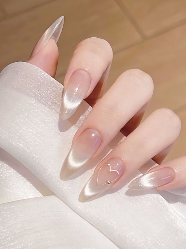 Coachella-Nail-Trends