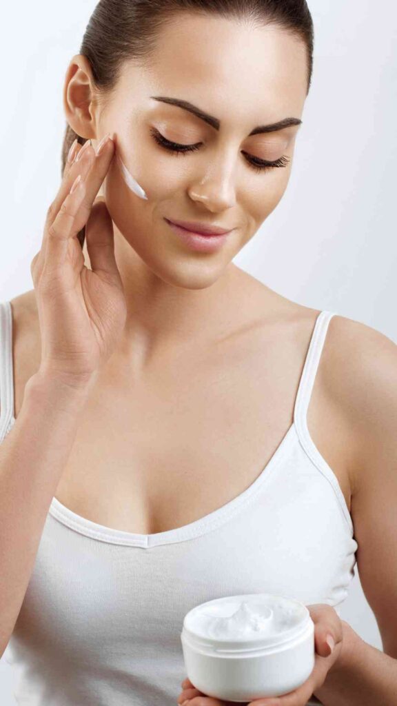 Caring-for-Your-Skin-Daily-to-Maintain-a-Clean-Healthy-and-Naturally-Glowing-Complexion