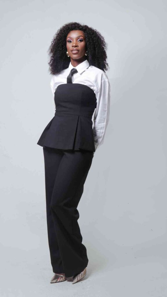 Crisp-White-Button-Down-Shirts-Paired-With-Tailored-Trousers-or-a-Midi-Skirt-for-Effortless-Polish