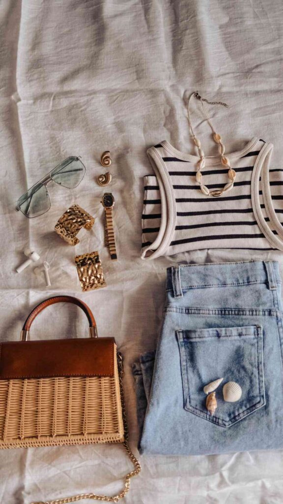 Fashion-Gifts-for-the-Mother-Who-Loves-to-Look-and-Feel-Her-Best