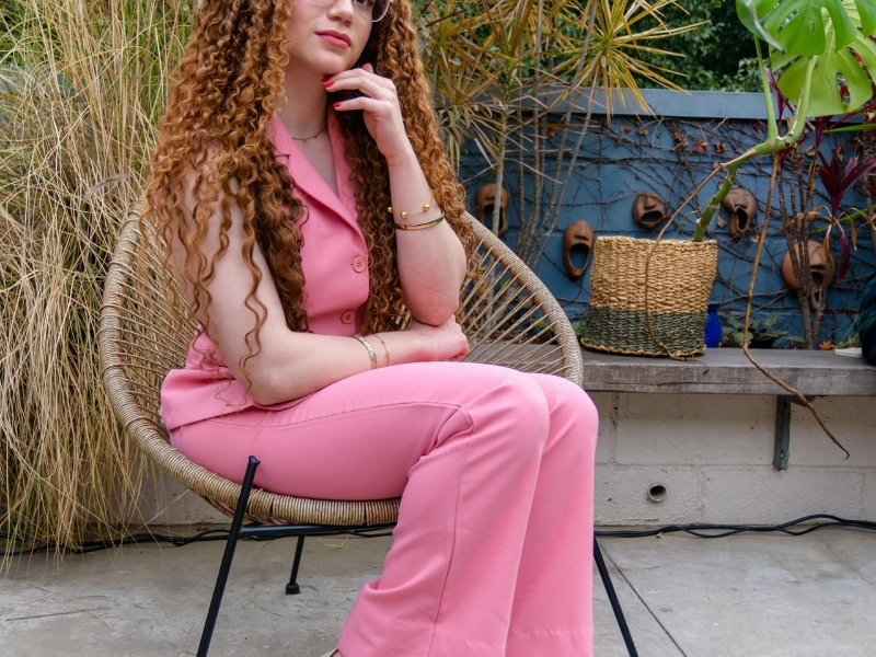 Featured-image-on-Spring-Going-Out-Outfits