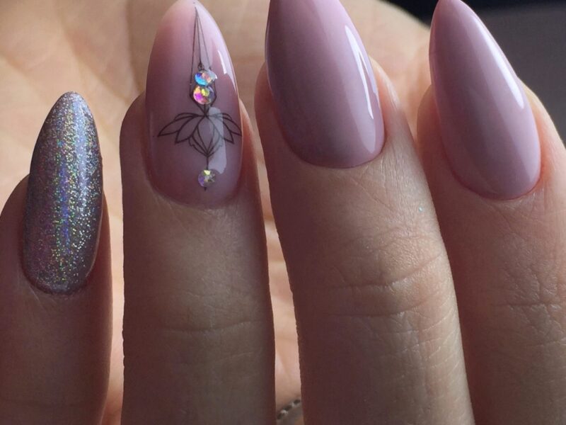 Featured-image-on-Spring-Nails-2026