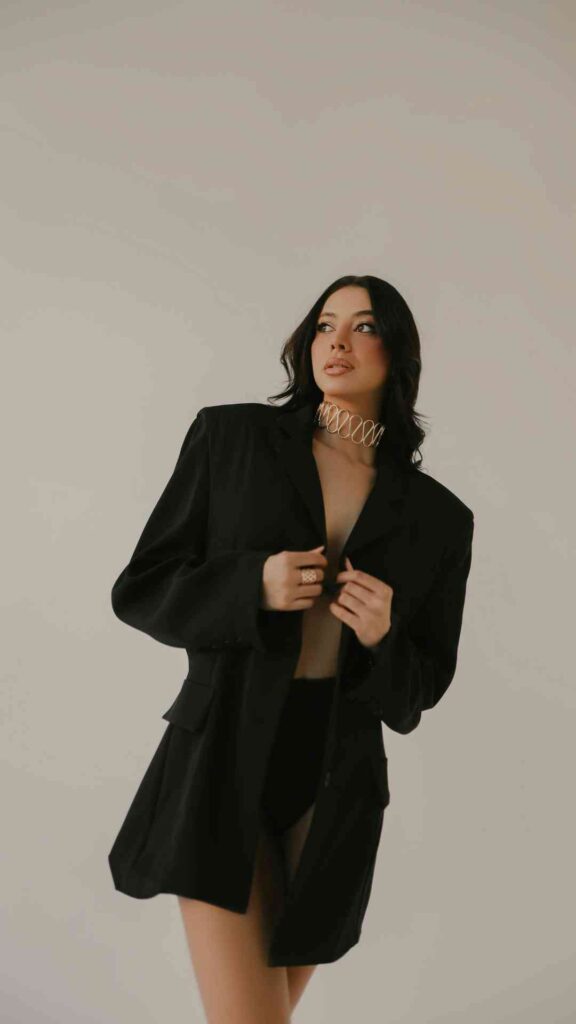 How-to-Style-Black-Shirt-Outfits