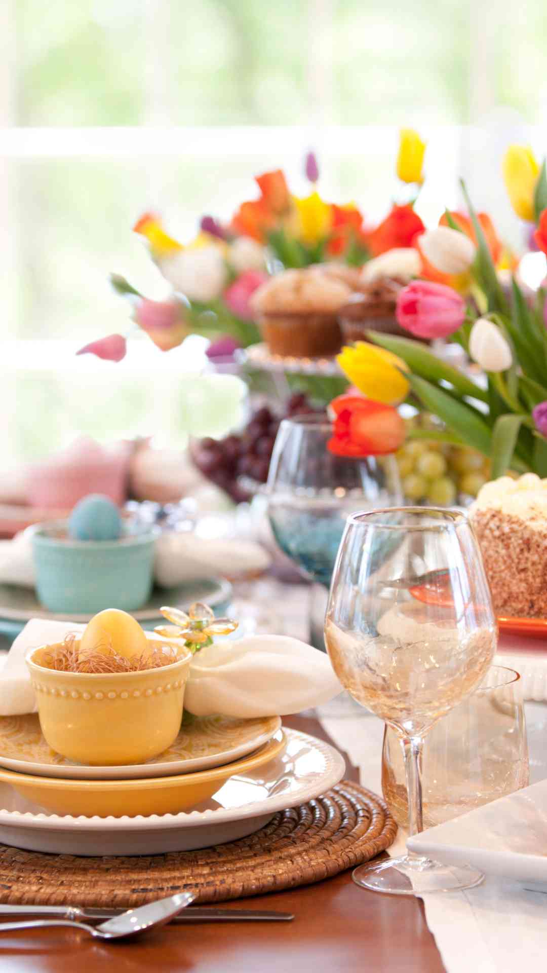 Refreshing-Your-Dining-Space-With-Simple-Seasonal-Touches-That-Make-Everyday-Meals-Feel-Like-a-Special-Occasion