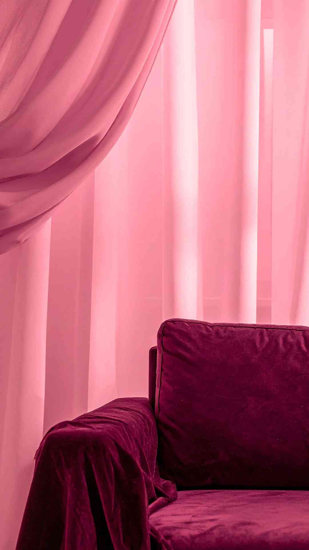 Swapping-Out-Heavy-Textiles-for-Lighter-Fabrics-That-Make-Every-Room-Feel-Instantly-Airy-and-Refreshed