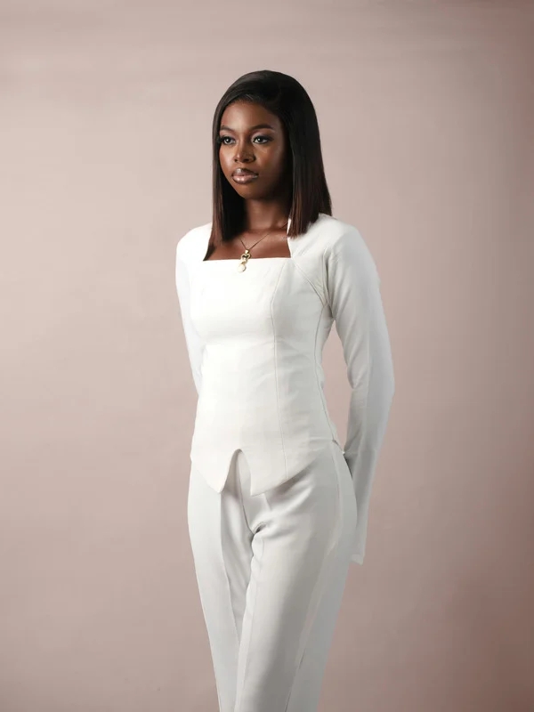White-Linen-Co-Ord-Sets-That-Bring-a-Cool-and-Sophisticated