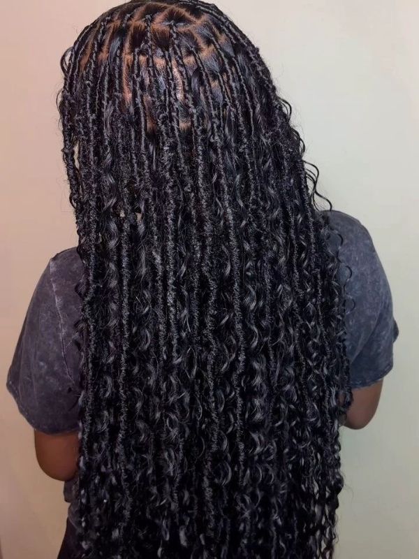 Curly-Goddess-Locs-or-Faux-Locs-Low-Maintenance-Curly-Hairstyles-for-Women 