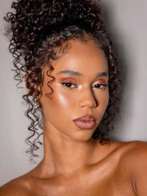 Curly-Top-Knot