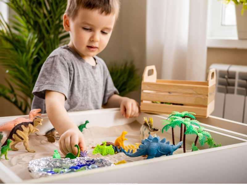 DIY-Water-Table-for-Kids.