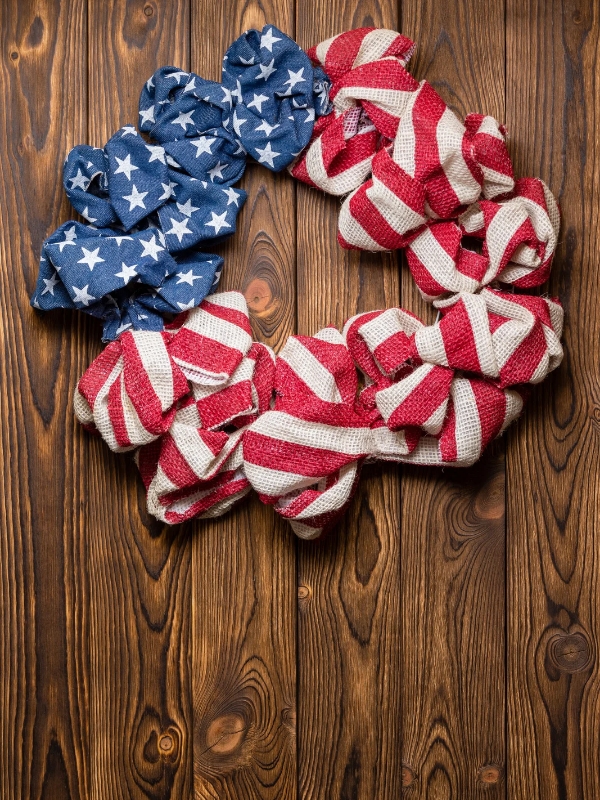 Dressing-Your-Front-Door-With-a-Full-Patriotic-Wreath