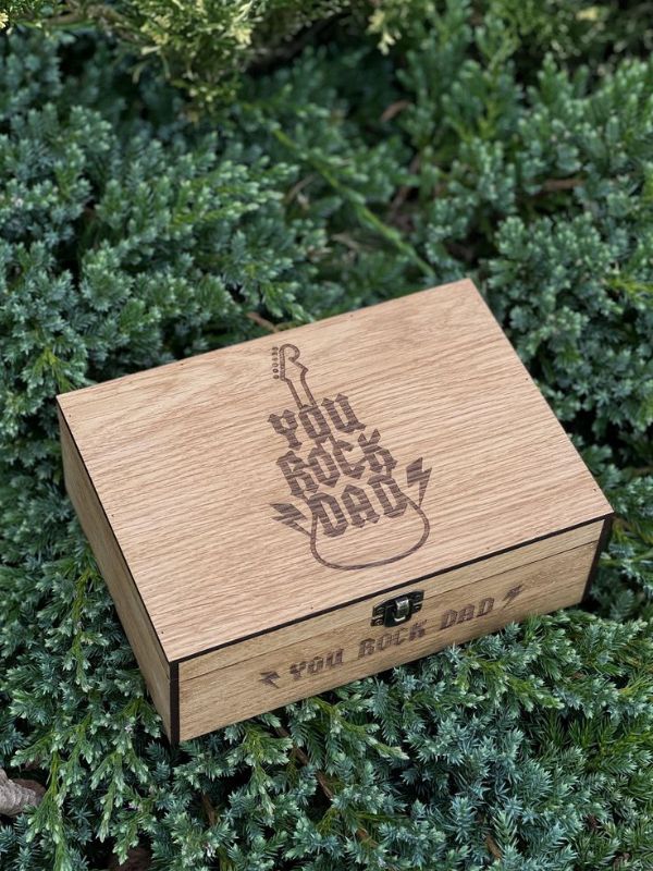 Engraved-Wooden-Keepsake-Box-to-Hold-Every-First-Father's-Day-Memory