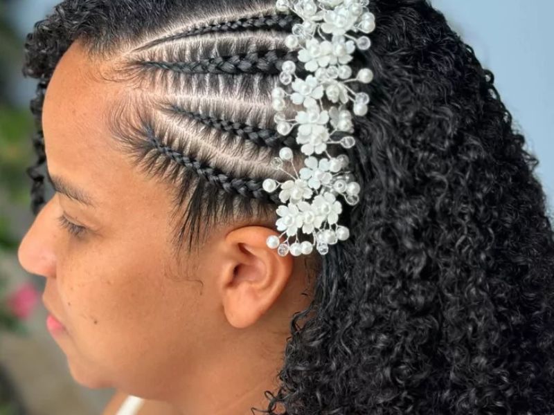 Featured-image-on-Curled-Hairstyles-to-Wear-Every-Day