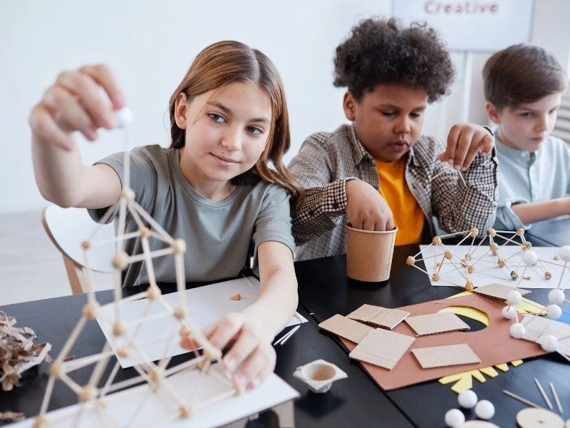 Fun-DIY-Crafts-for-Teens.