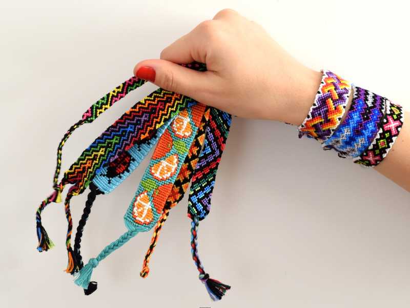 Handmade-Friendship-Bracelets-Fun-DIY-Crafts-for-Teens.