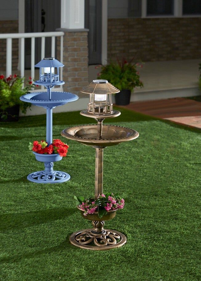 Solar-Light-DIY-Bird-Bath-Dollar-Store-That-Glows-at-Night