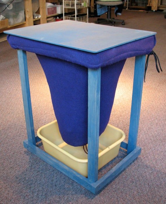 Stackable-Plastic-Tote-Worm-Bin.