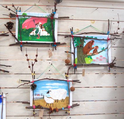 Stick-Frame-Photo-Collages-Outdoor-Crafts-for-Kids.