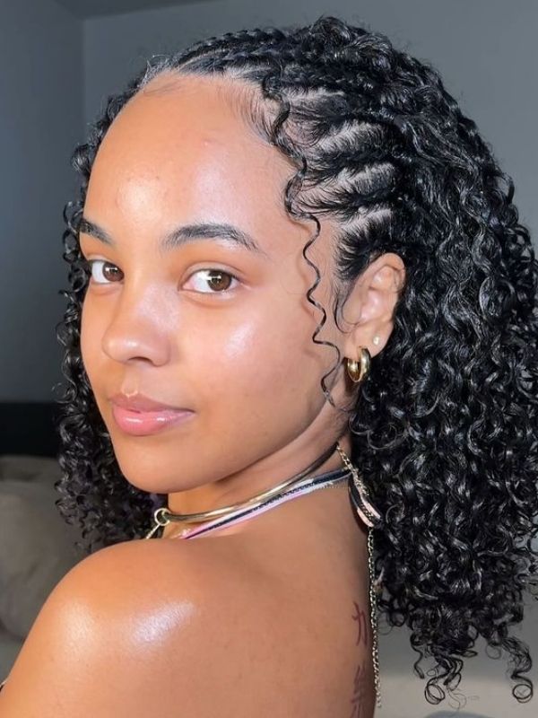 The-Curly-Braided-Accent-Easy-Hairstyles-for-Naturally-Curly-Hair