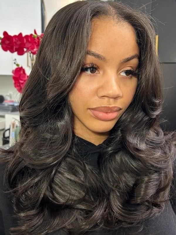 The-Messy-Middle-Part-Easy-Hairstyles-That-Are-Stress-Free