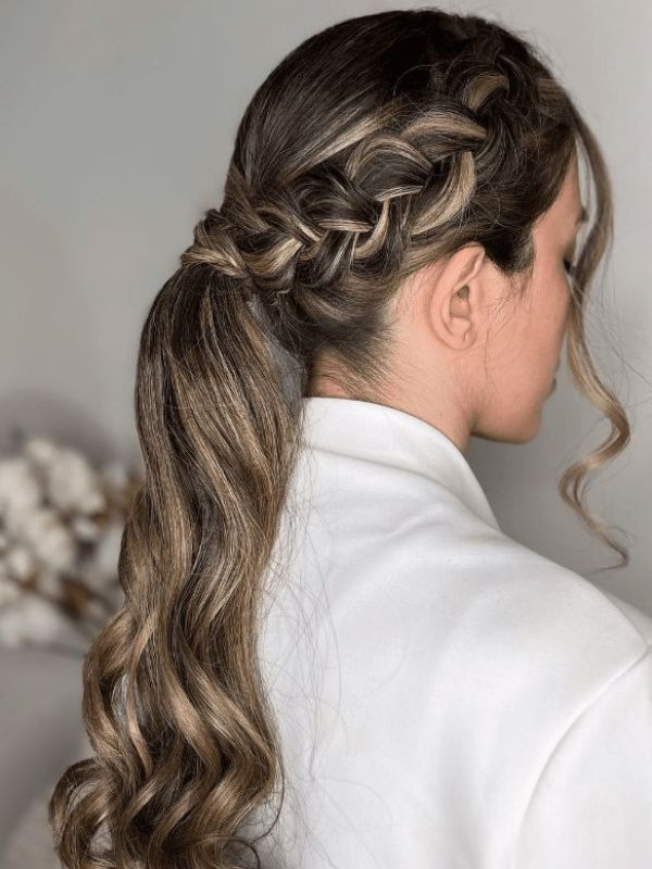 The-Side-Swept-Curl-Pony