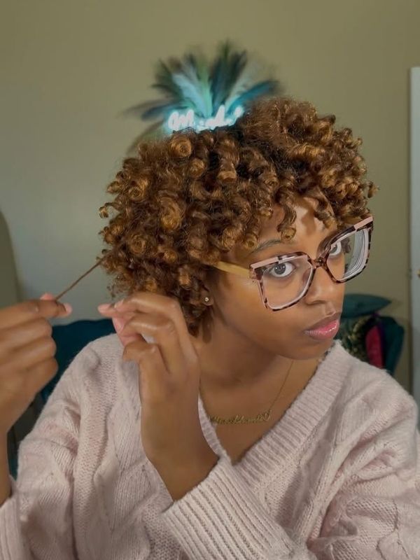 The-Twisted-Curl-Detail