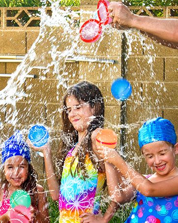 Water-Balloon-Games-Or-Sponge-Toss