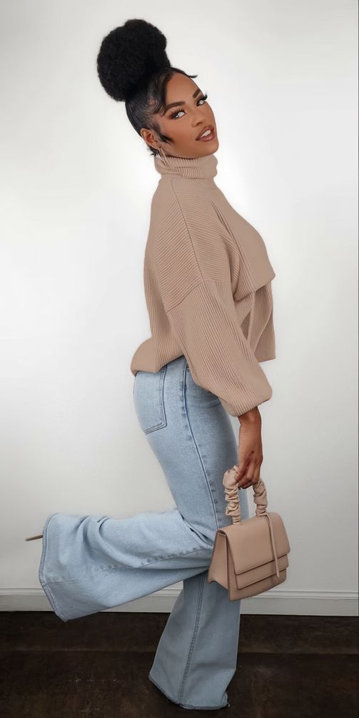Fine-Knit-Sweater-Wide-Leg-Jeans- Wide-Leg-Jeans-Outfits