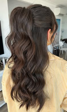 Half-Up-Ponytail-with-Height.