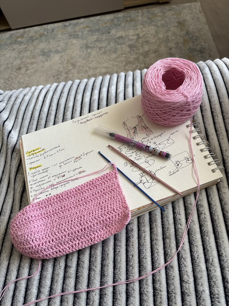 What-You-Need-for-the-how-to-crochet-for-beginners.