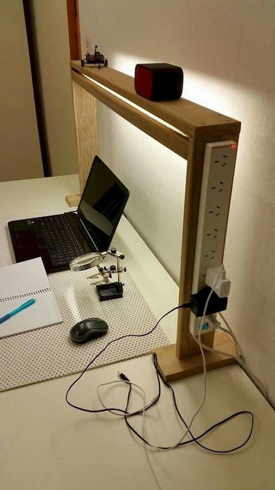 cable-management-Dorm-Desk-Setup.