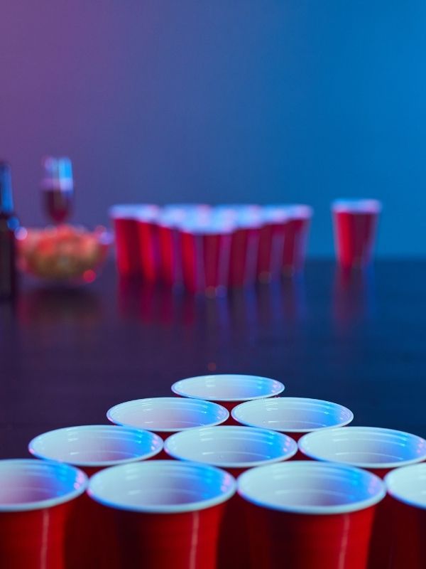 red-party-drink-cups