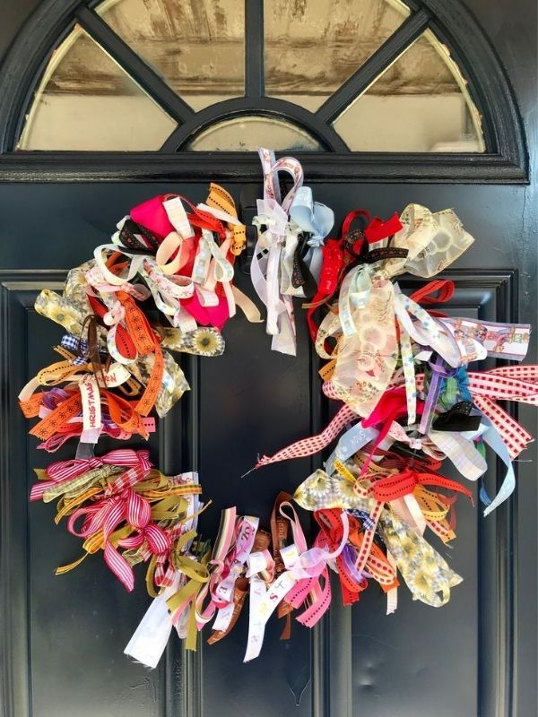 layered-ribbon-pull-fall-wreath-DIY-fall-Wreath-Craft