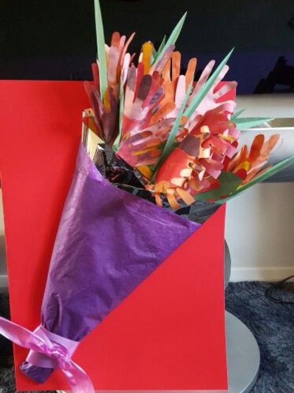 Make-a-Handprint-Fall-Flower-Bouquet