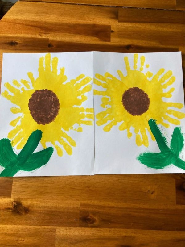 Make-a-Handprint-Sunflower