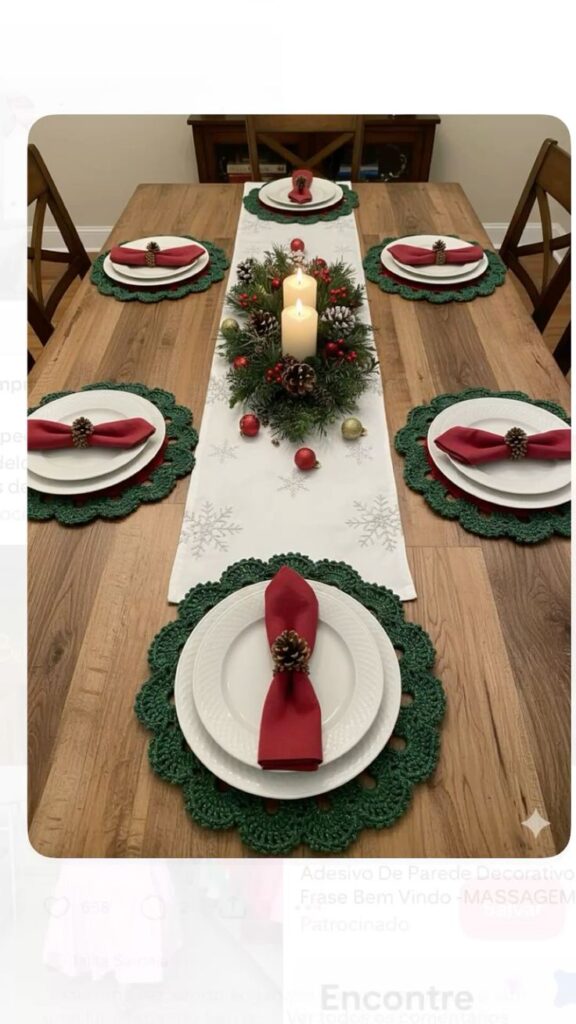 Small-table-decorations-Christmas-crochet-projects.