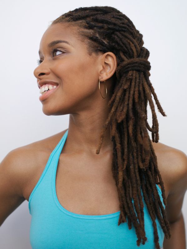 Girl-on-brown-locs
