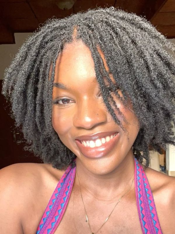 freeform-short-locs-style
