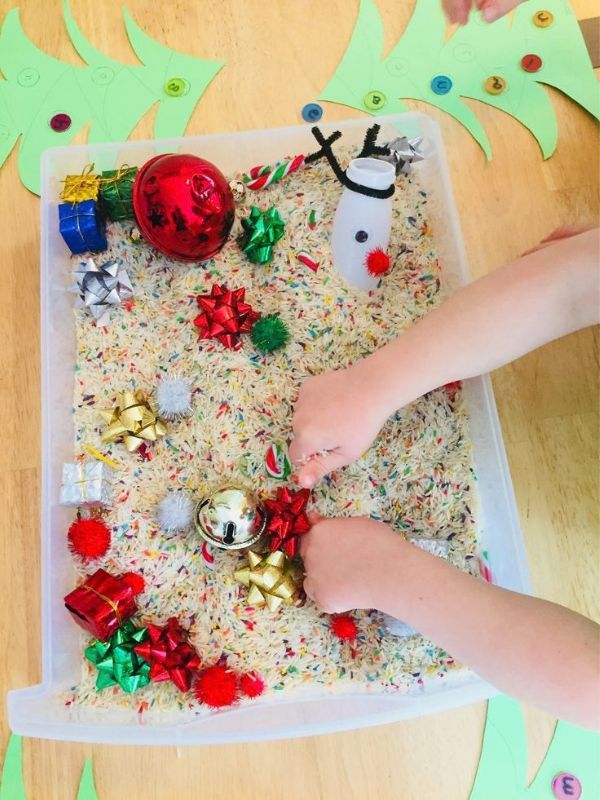 Christmas-Sensory-Tray-Christmas-Activities-for-Nursery-Kids