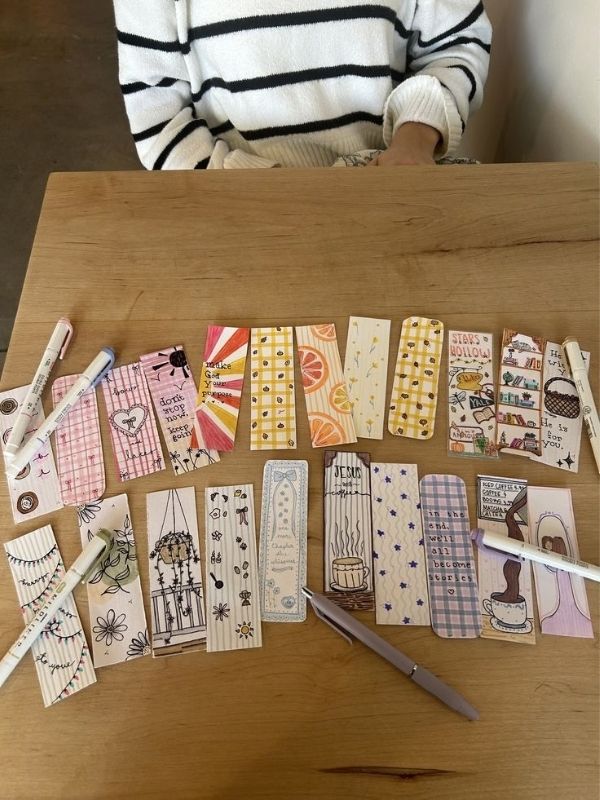 Decorate-A-Bookmark