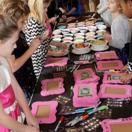Featured-image-on-Crafts-for-Kids-at-Birthday-Parties
