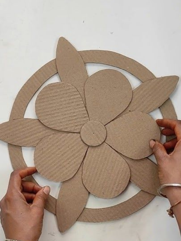 Make-a-Flower-From-Recycled-Cardboard-Easy-Flower-Activities-for-Preschoolers