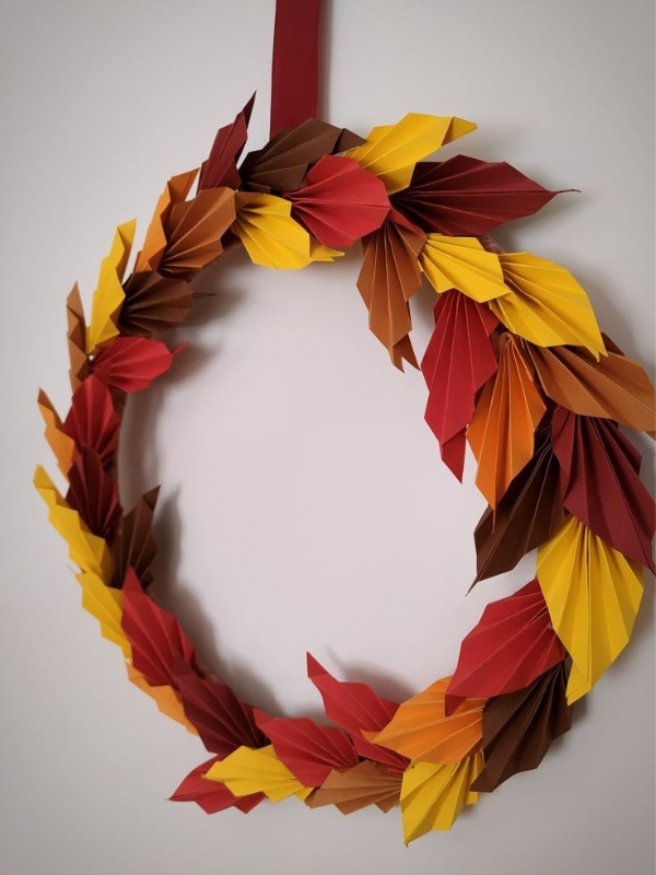 Paper-Leaf-Wreath-DIY-Paper-Leaf-Crafts