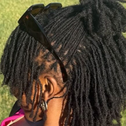 Featured-image-on-Sisterlocks-Styles-for-Medium-Hair