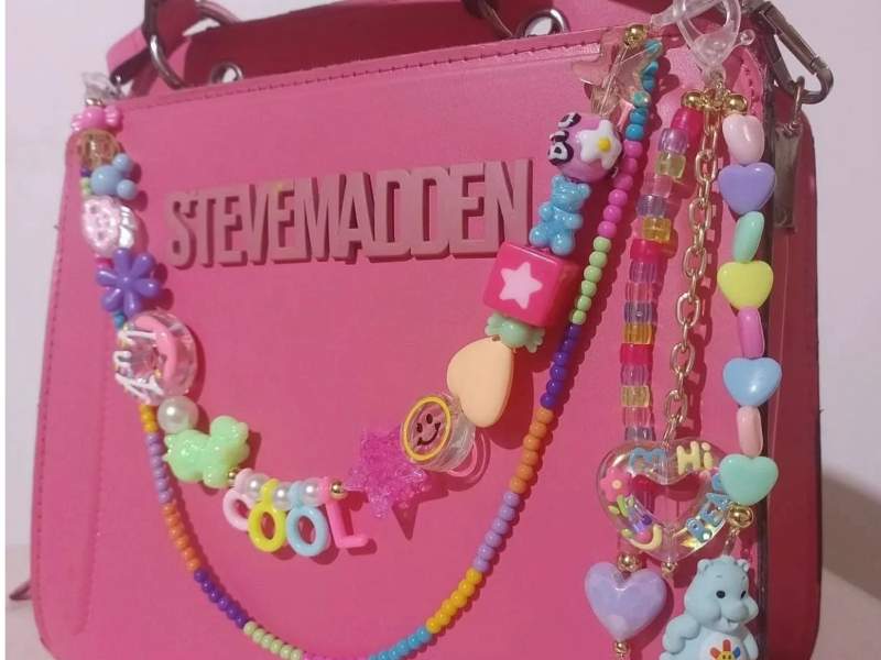 How-to-Make-DIY-Bag-Charms-featured-image